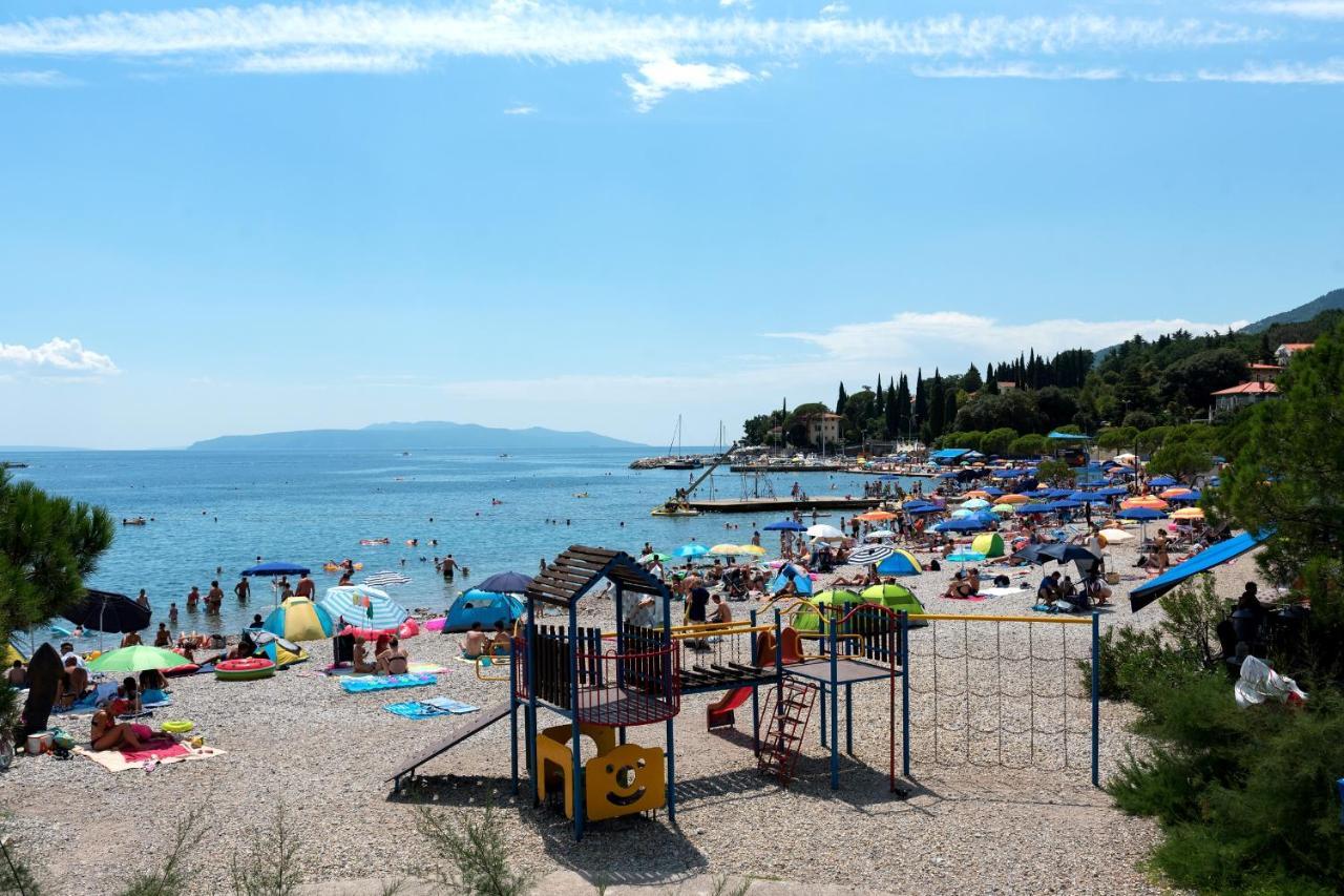 Apartments With A Parking Space Icici, Opatija - 7788 Extérieur photo